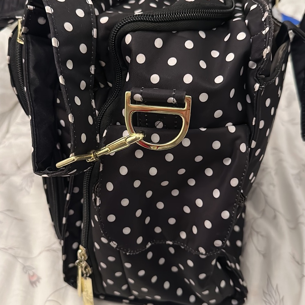 jujube Diaper/weekend bag. - Picture 2 of 9